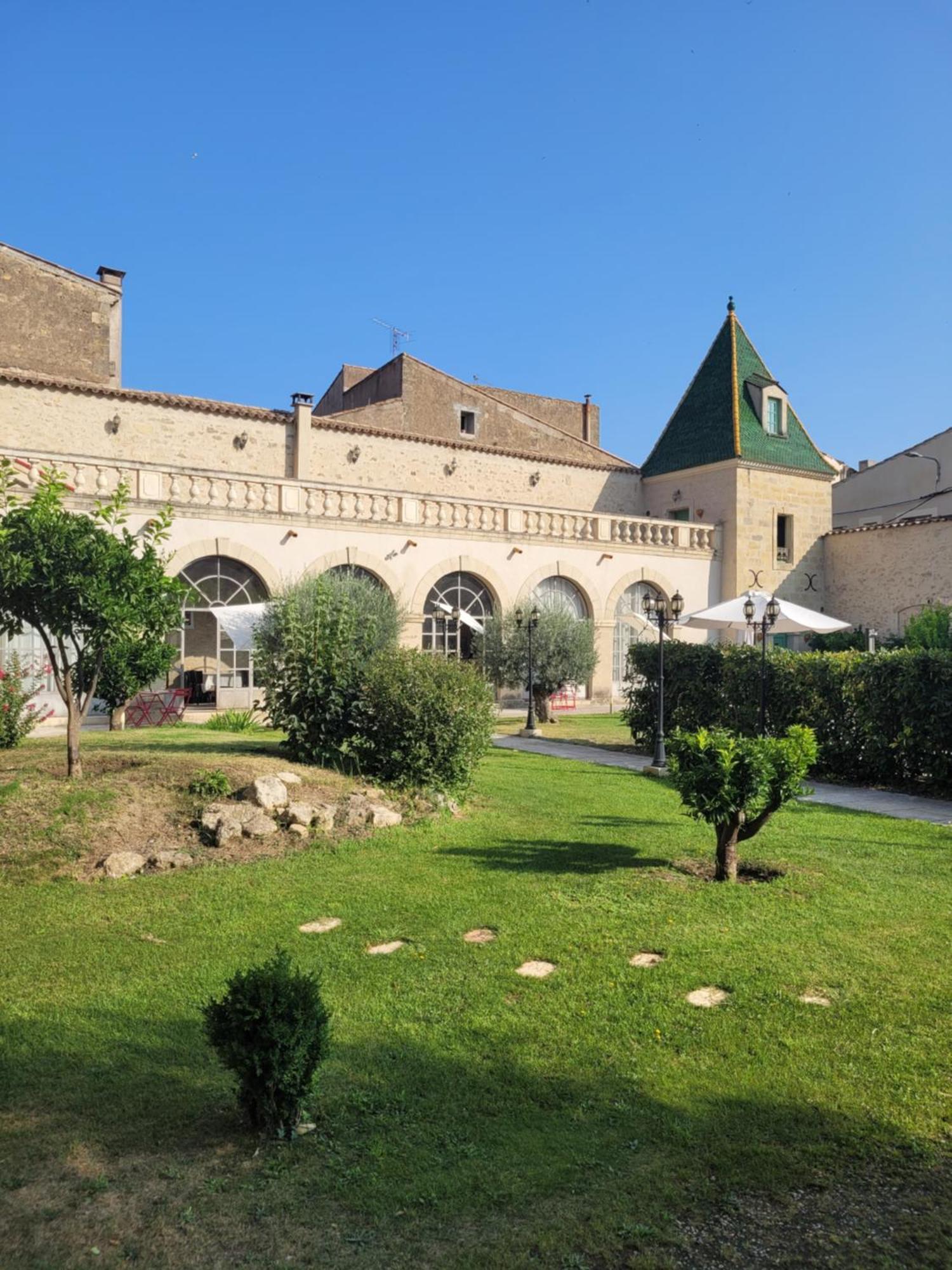 Les Galeries De Beaulac Pézenas Eksteriør billede